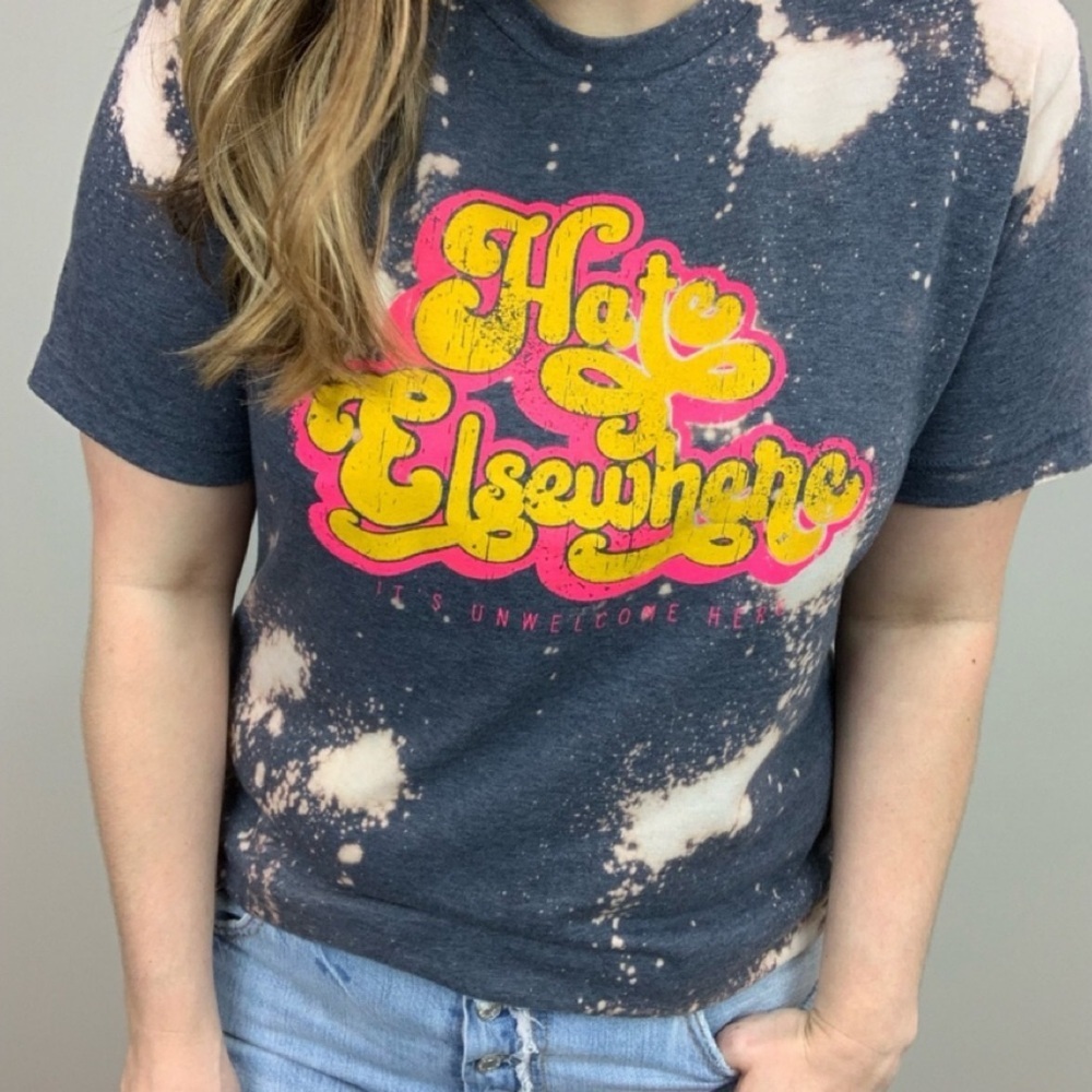 ❤️🔥Hate Elsewhere - Gray Distressed Graphic T-Shirt - XL